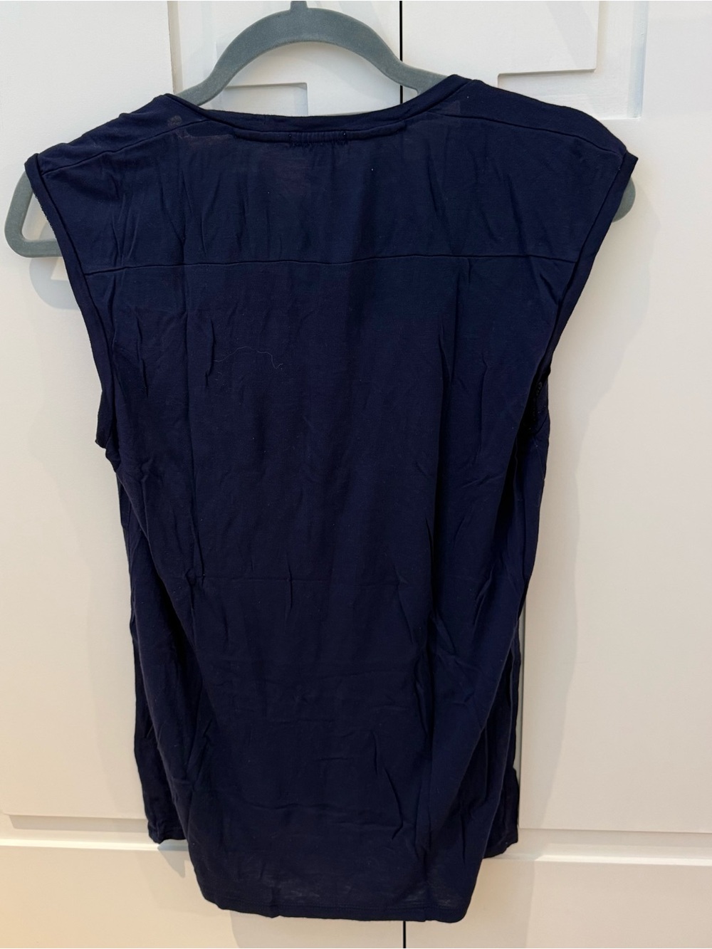 Gap Women's Navy Scoop Neck Pocket Tank Top - Picture 3 of 4